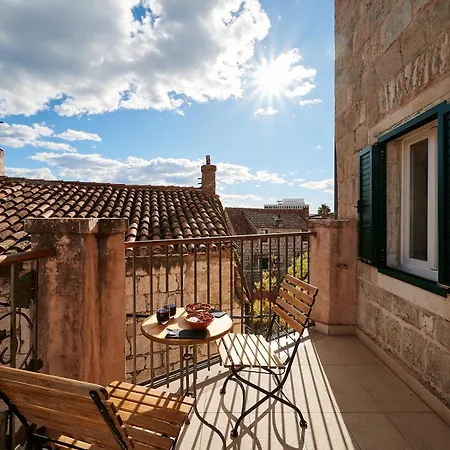 Croliday Bed & Breakfast 3*