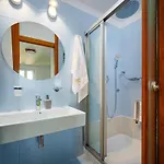 Croliday Bed & Breakfast 3*
