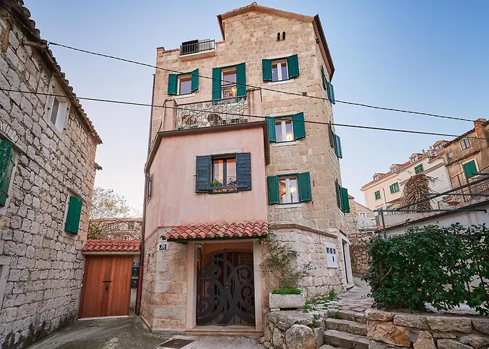 Bed & Breakfast Croliday 3*